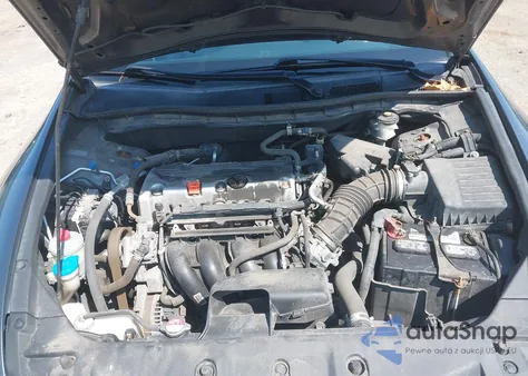 2011 Honda Accord 2.4 Se from USA, damaged, VIN 1HGCP2F65BA135828